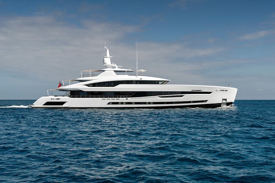 Santosha - Heesen official image