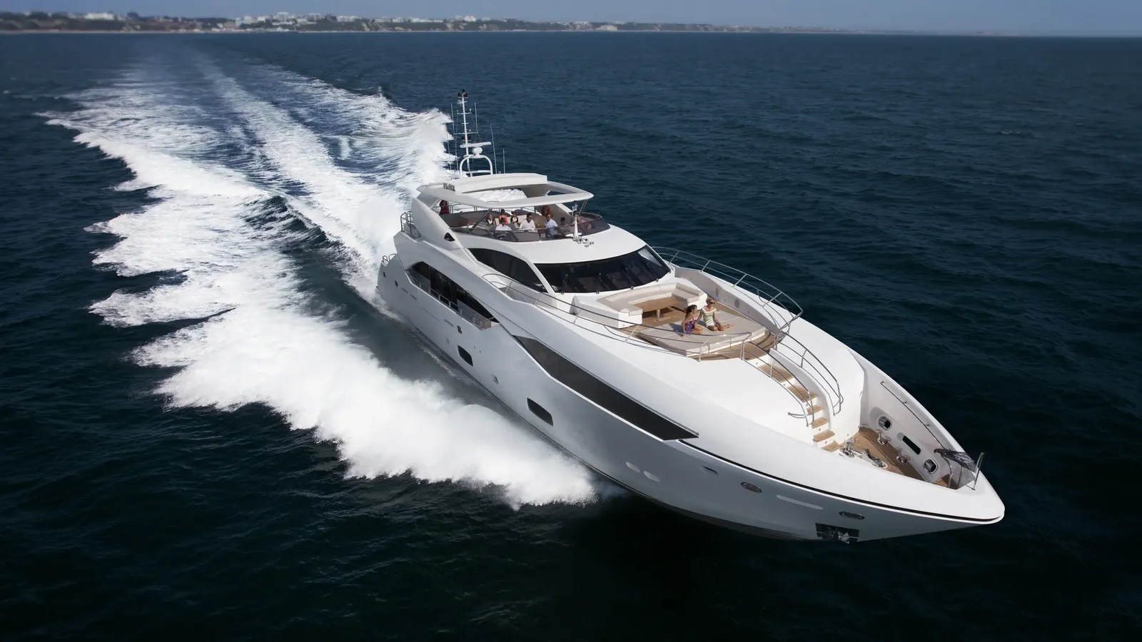 115 Sport Yacht by Sunseeker