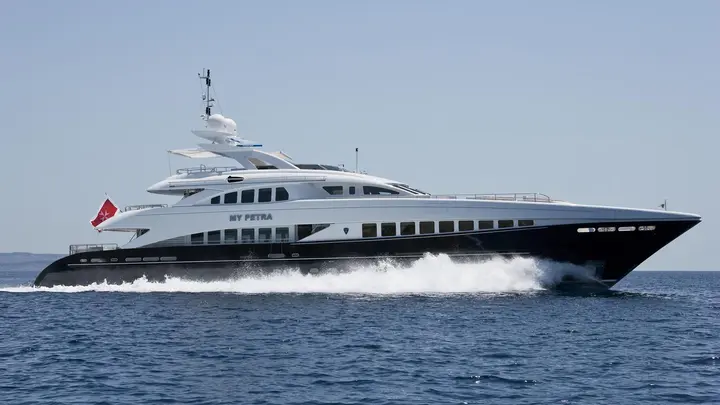 MY Petra - Heesen official image