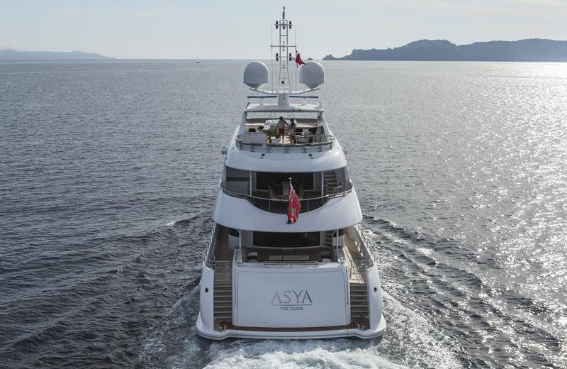 Asya - Heesen official image