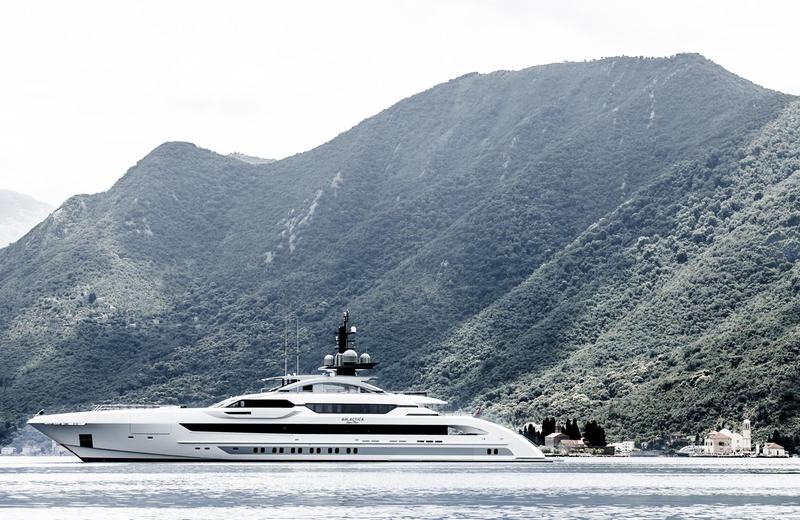 Galactica Super Nova - Heesen official image
