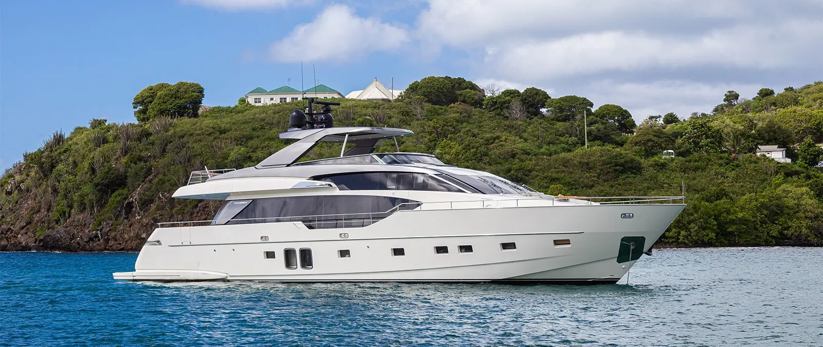 27m Sanlorenzo SQUALO Joins IYC Brokerage Fleet — source image