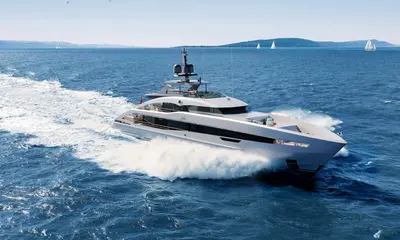 Commercial success: Heesen sells YN 20350, Project Jade. press image