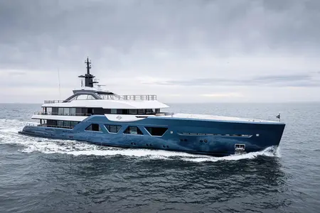 21.12 - Damen Yachting official image