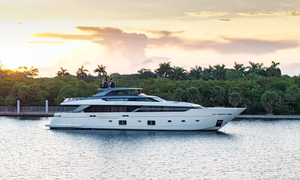 SOFI VI - Fraser official sales image