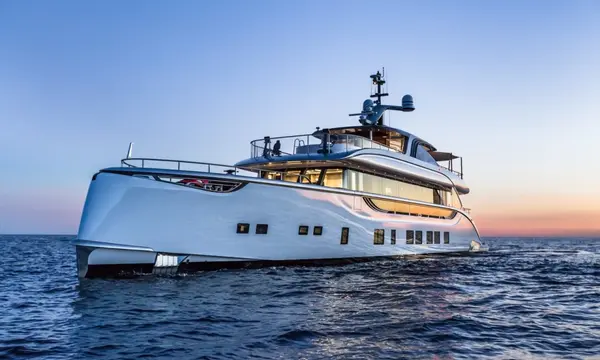 JETSETTER 38.6m Dynamiq - Eastwind Yachts official image