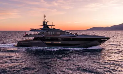 LADY FIRST 40m Riva - Camper & Nicholsons official image