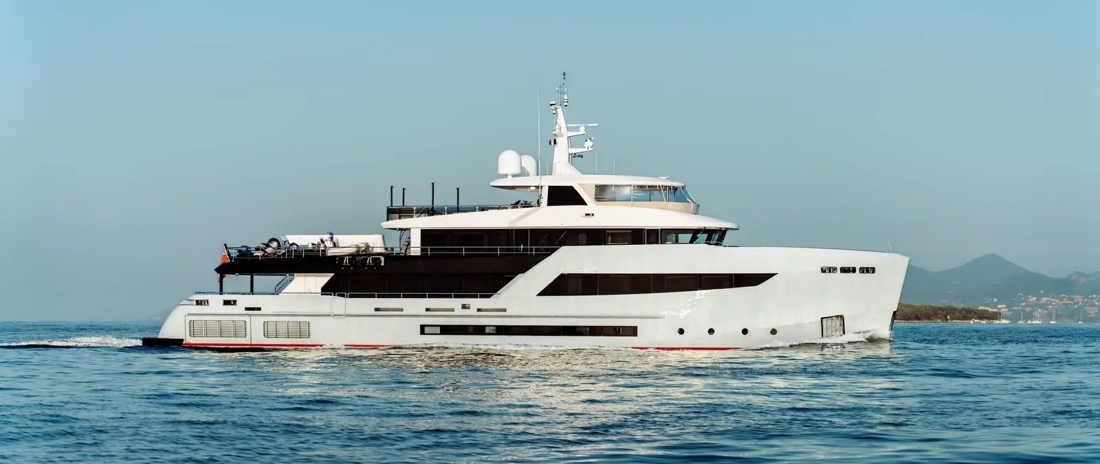 HEEUS 44.2m Bering explorer yacht - IYC official listing image