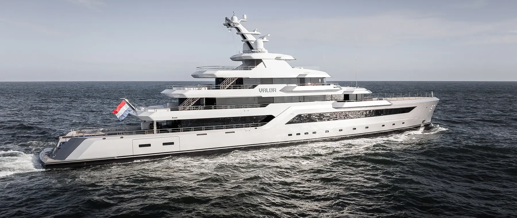 Project 715 named motor yacht Valor