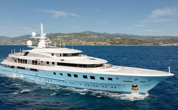 AXIOMA 72m Dunya - Fraser official listing image