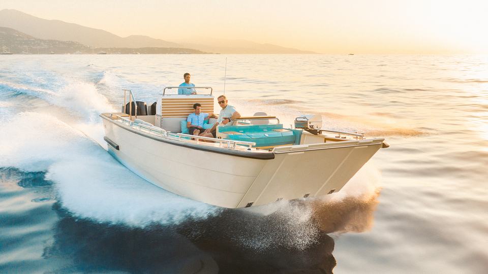 Cockwells 9m Modular Tender