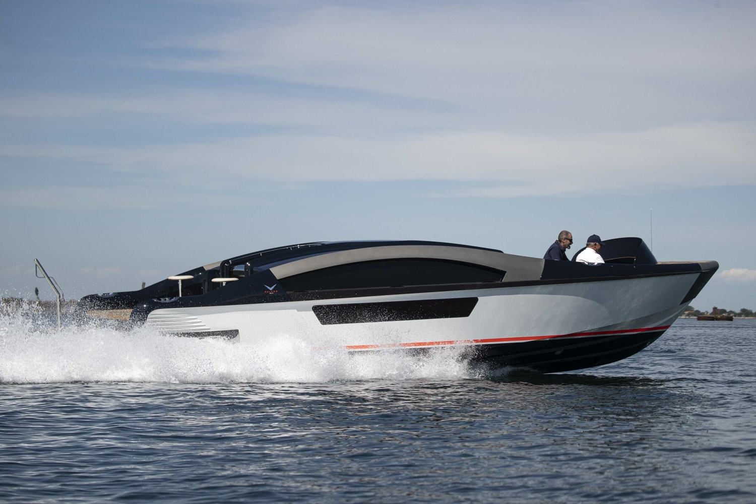 Falcon 10.5m Limousine Tender