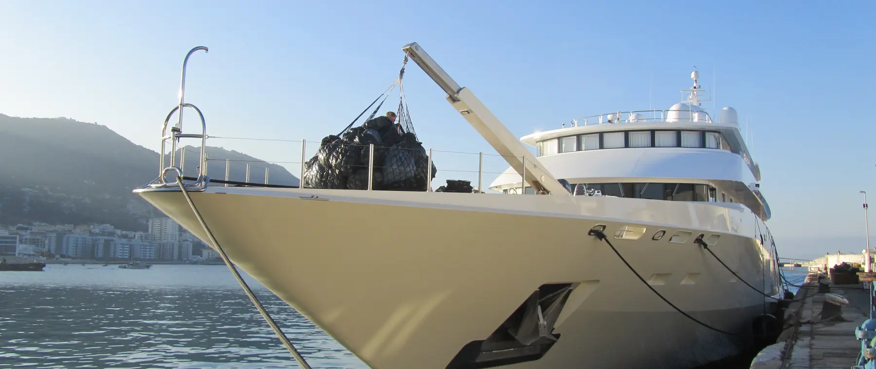 Waste disposal from superyacht
