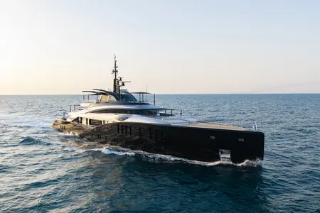 MY SEA RAIDER X - ISA Yachts