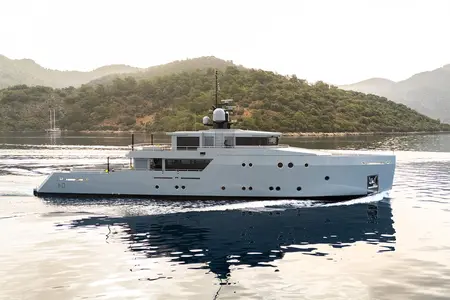 Moonshot by Tansu Yachts