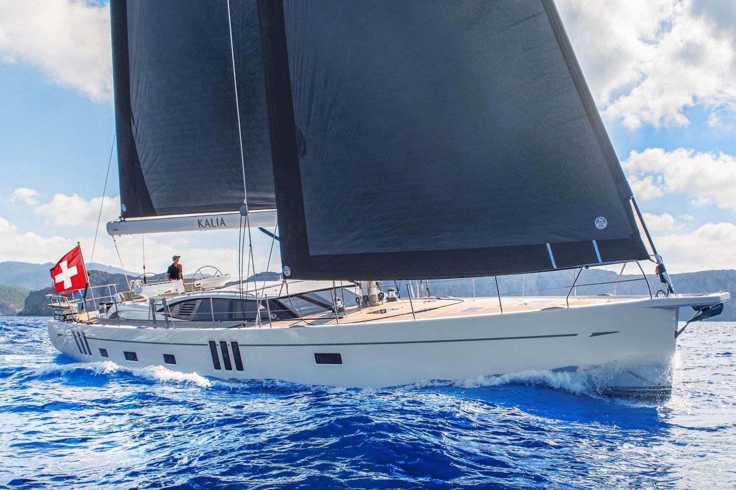 Oyster 745