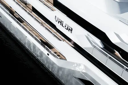Project-715-Valor-launched-@copyright-Feadship-19
