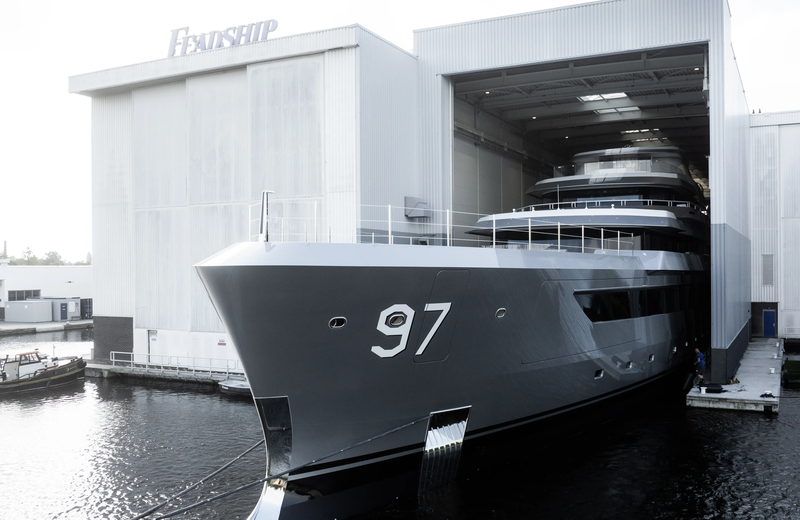 Project-715-Valor-launched-@copyright-Feadship-12
