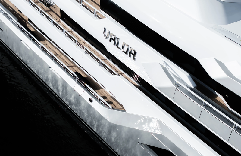 Project-715-Valor-launched-@copyright-Feadship-19