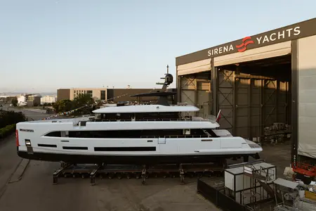 SIRENA SUPERYACHTS CELEBRATES LAUNCH OF FLAGSHIP 42M AHEAD