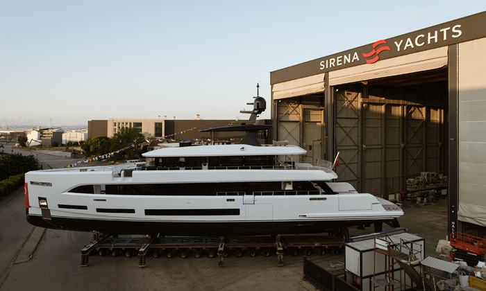 SIRENA SUPERYACHTS CELEBRATES LAUNCH OF FLAGSHIP 42M AHEAD