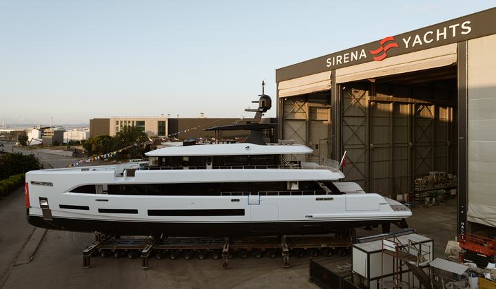 Sirena Superyachts 42M