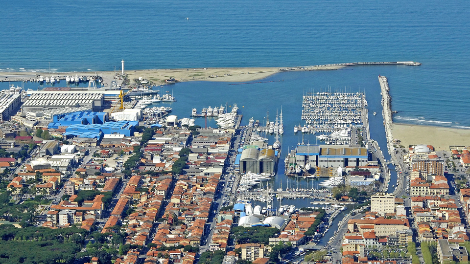 Viareggio Superyacht Business Hub