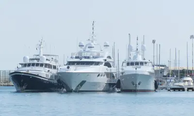 Who builds the most superyachts
