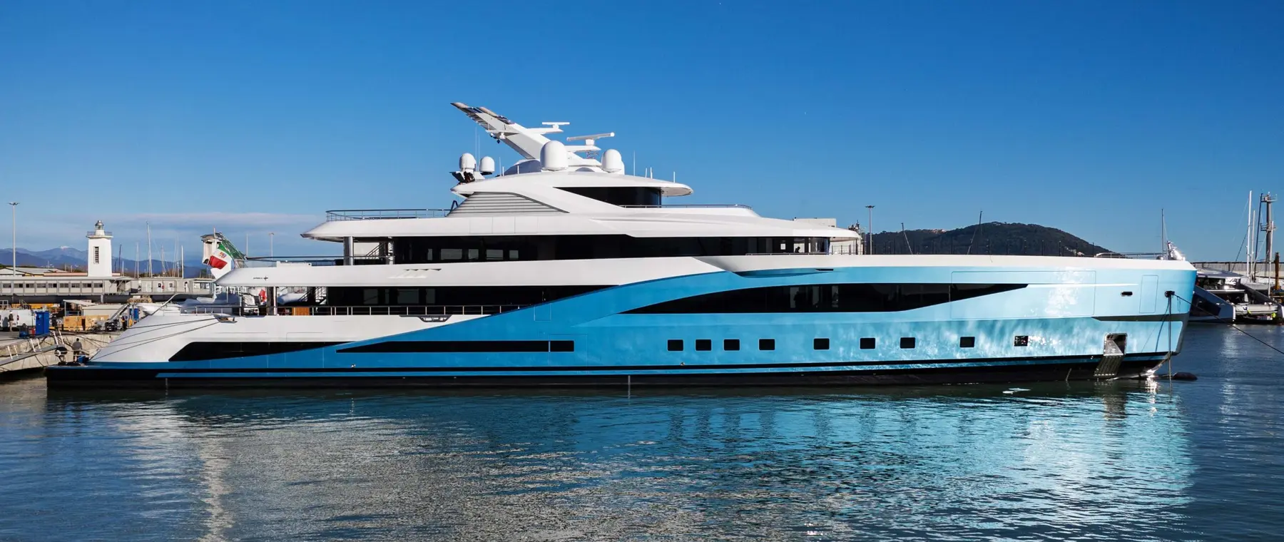 M/Y Admiral 78m Delivery - Admiral Yachts news image