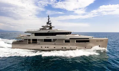 CACOS V by Admiral Yachts
