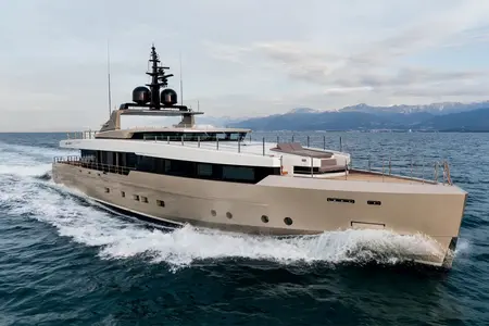 NONO by Admiral Yachts