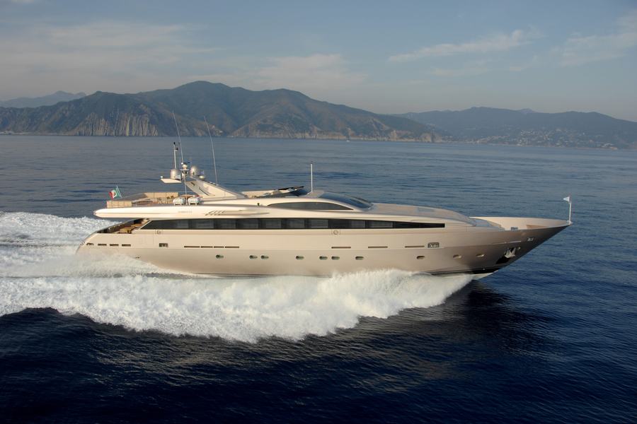 AQUA by Admiral Yachts