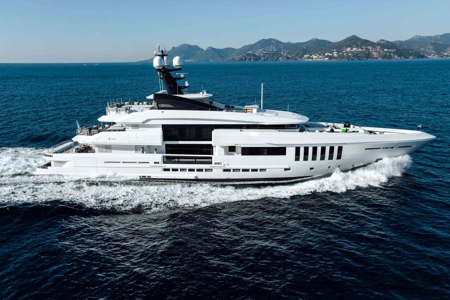 OURANOS by Admiral Yachts