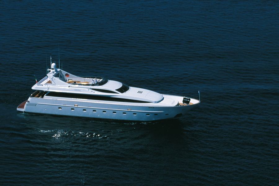 Se al mar Cala la luna by Admiral Yachts