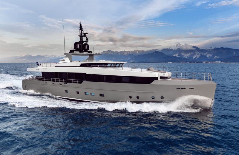TREMENDA by Admiral Yachts