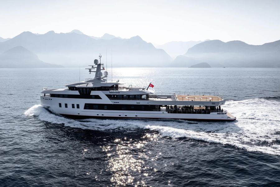 AFTER YOU - Damen Yachting official image