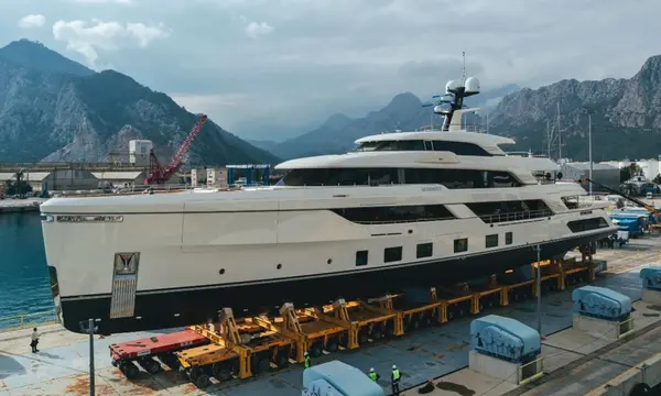 Alia's 60m Serenity II Puts Custom Long-Range Cruising in Focus — source image