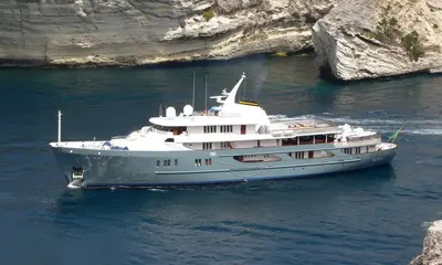ALTAIR III - Damen Yachting official image