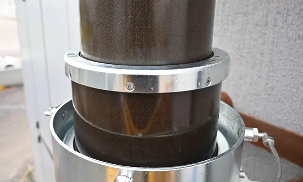 AMS Develops Pneumatic Telescopic Mast for Superyacht Navigation Equipment — source image