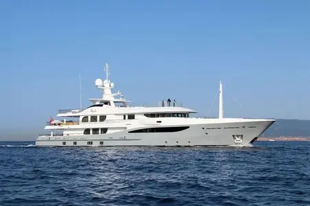 APOLLO - Damen Yachting official image