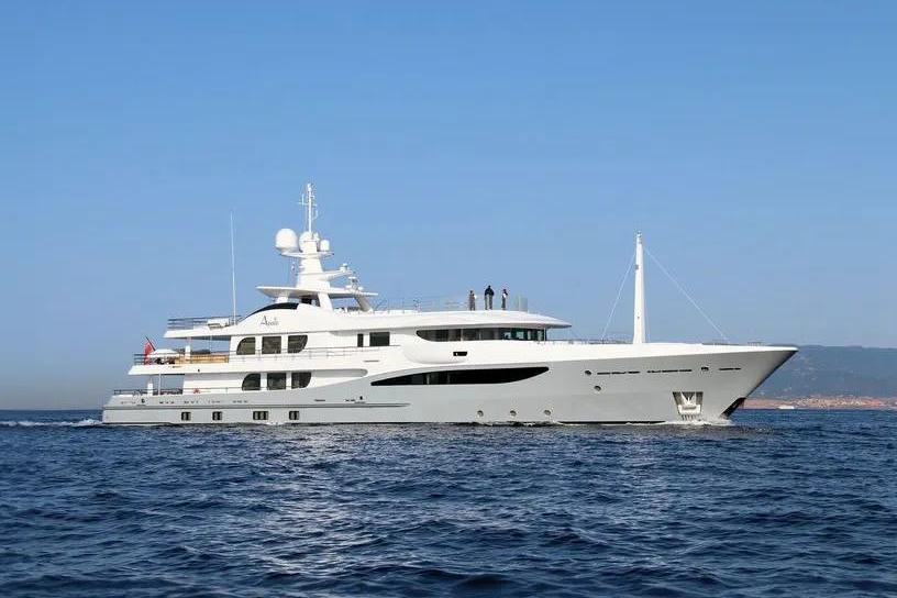 APOLLO - Damen Yachting official image