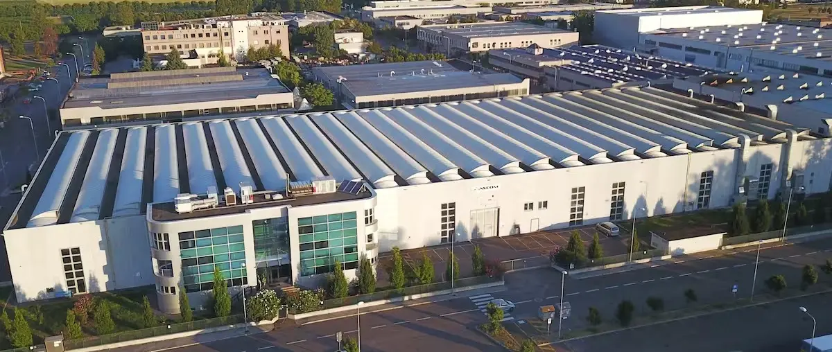 ASCOM Starts Building 1,700-Tonne Boat Hoist for Large Yacht Yards — source image