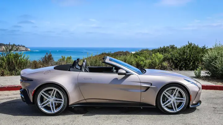 Official Aston Martin Heritage Edition collection 2026 image