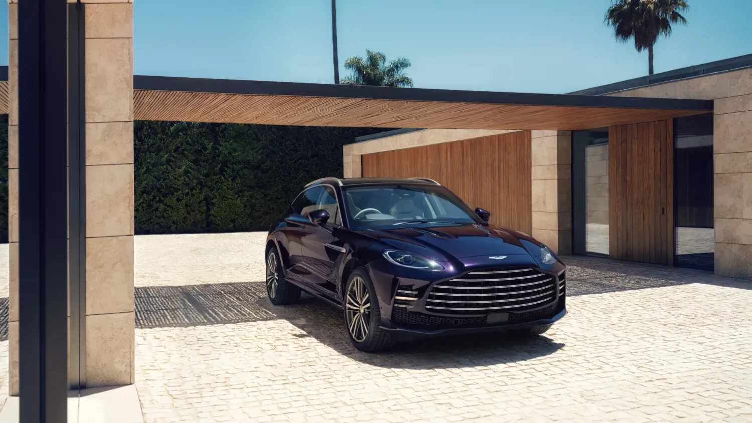 Official Aston Martin DBX GT 2026 image
