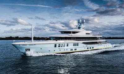 AVANTI - Damen Yachting official image