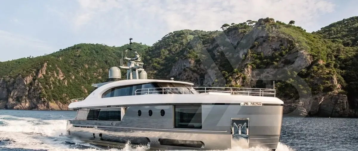 30m Azimut Magellano 30M Aria Reduced by €500,000 to €7.95 Million — source image
