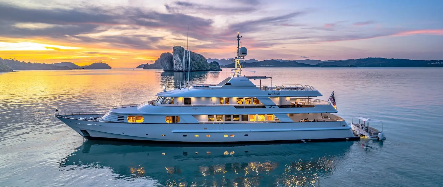 48m CRN AZUL V Stars in Below Deck’s Thailand Season Premiere — source image
