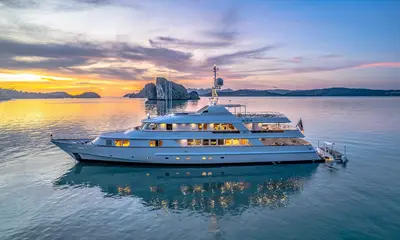 48m CRN AZUL V Stars in Below Deck’s Thailand Season Premiere — source image