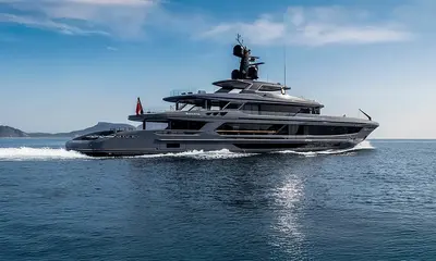 Baglietto Akula