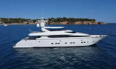 32.6m Maiora BALANDRAU Sold After 2025 RINA Renewal — source image
